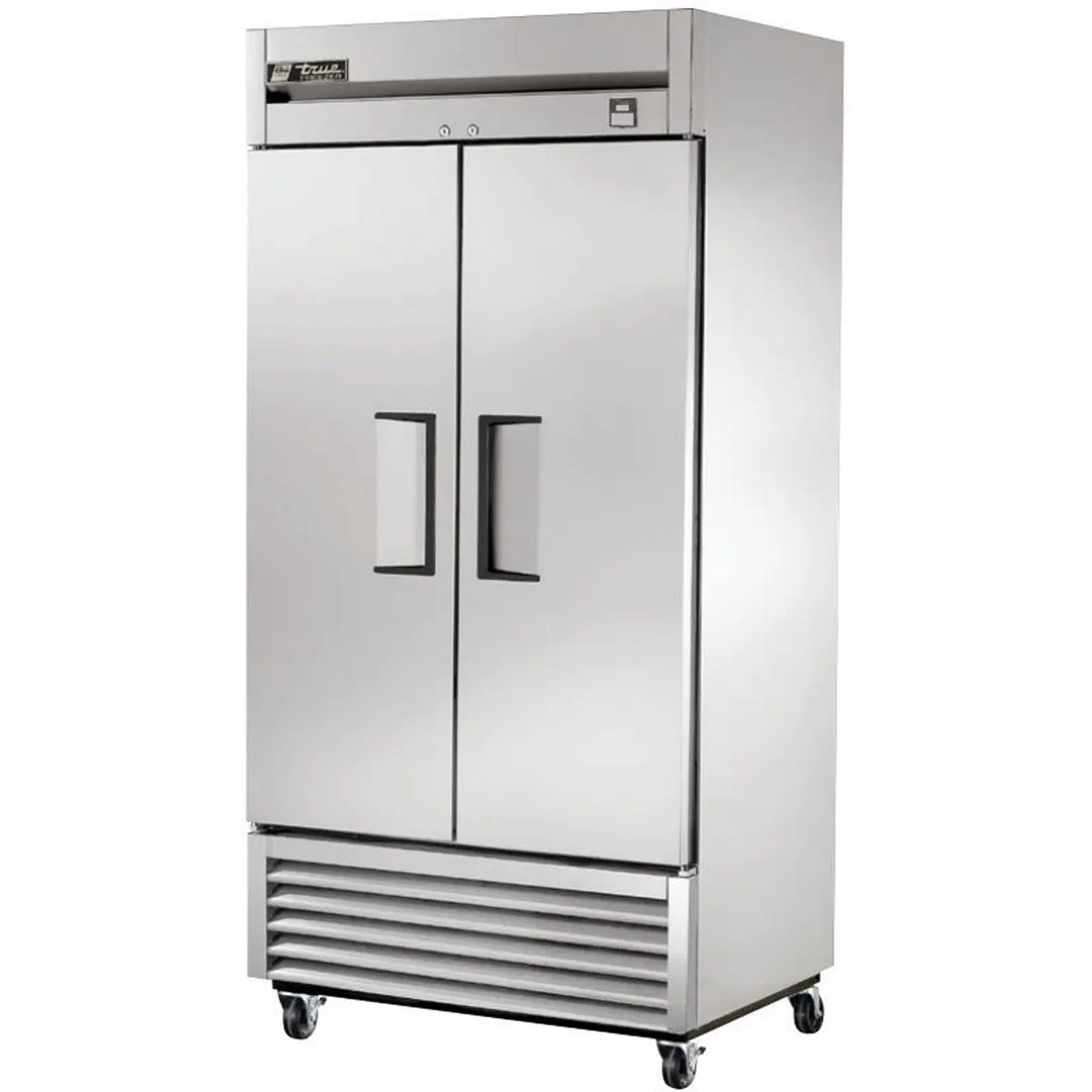 True TS-35F-HC 39.5" 2-Solid Door Reach-In Freezer, Bottom Mount, 35 cu. ft., Stainless Steel