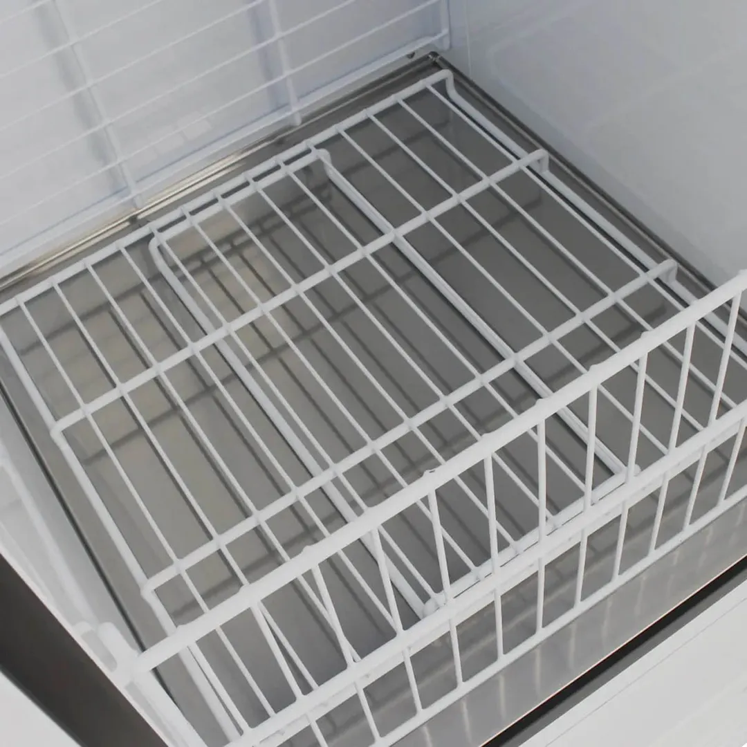 Turbo Air TGIM-23W-N 27" Indoor Ice Merchandiser w/ Glass Door, Auto Defrost, 18 cu. ft.