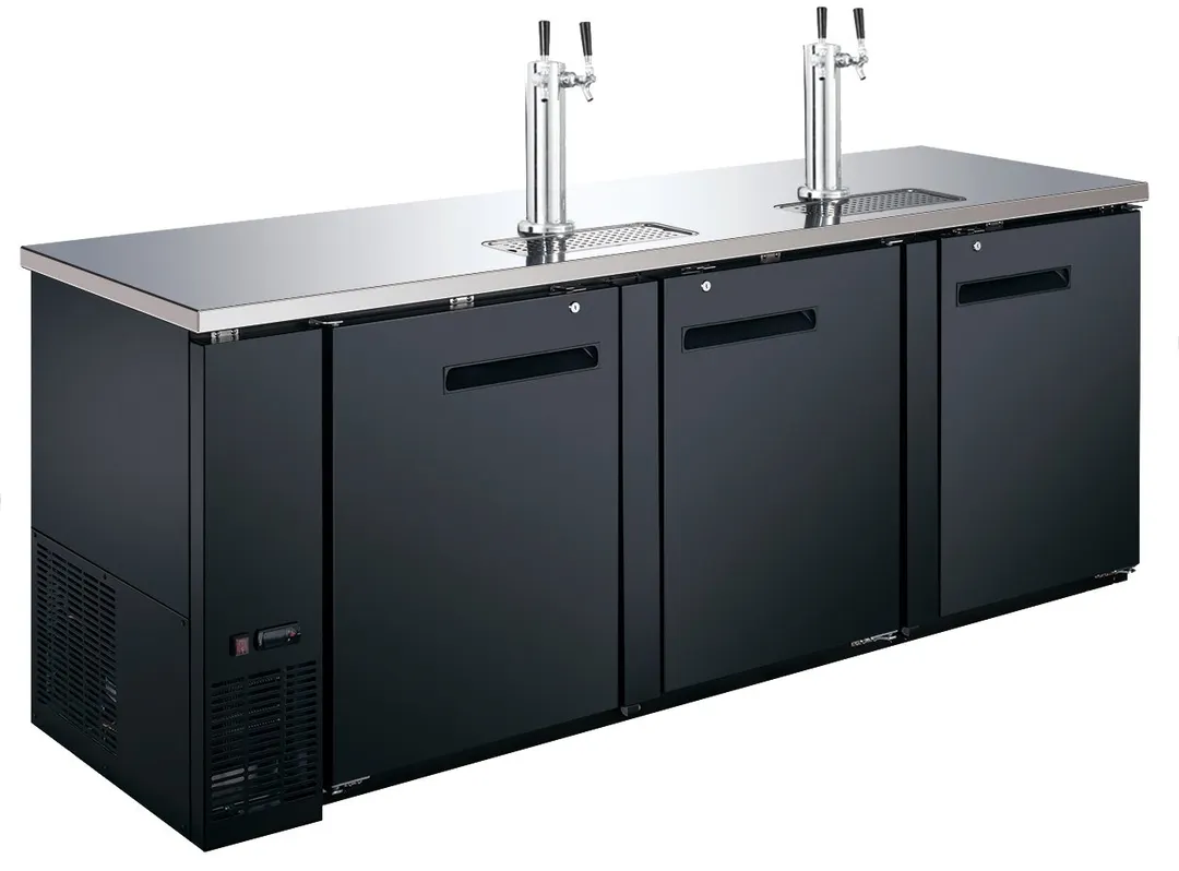 U-STAR USBD-9028/2 90" Draft Beer Cooler/Dispenser w/ 32 cu. ft. 4 Half Kegs, 2 Towers
