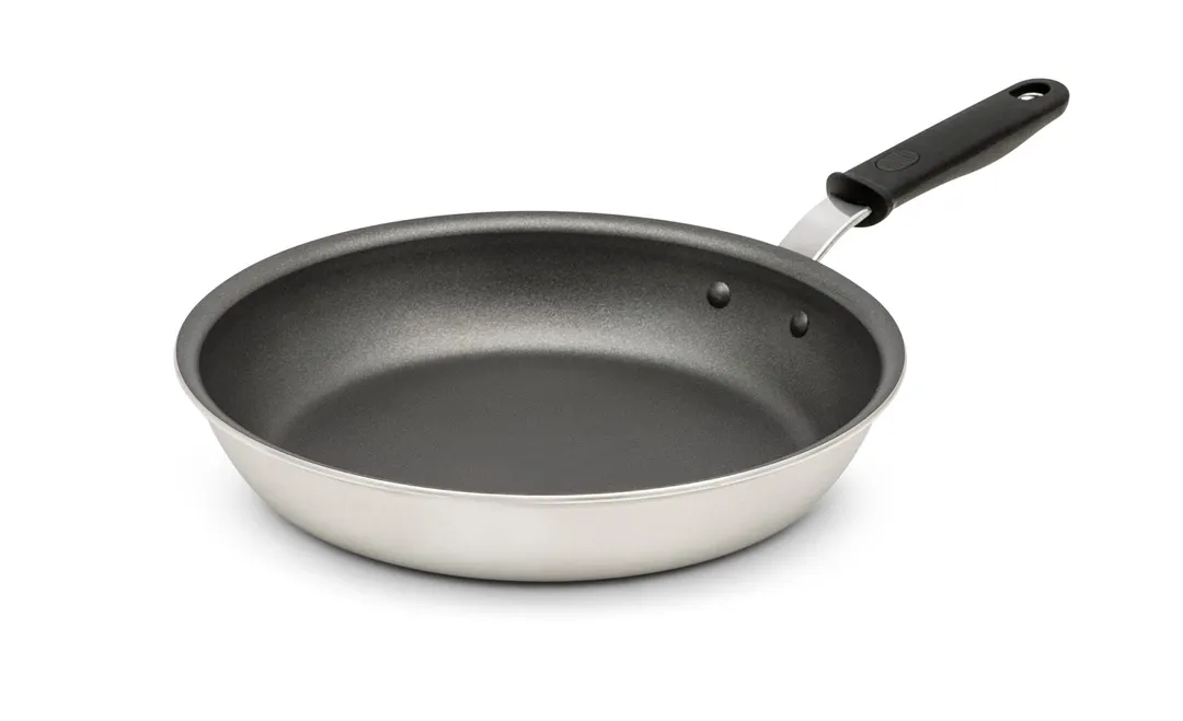 Vollrath 672312 Wear-Ever Fry Pan, 12" Dia., Aluminum, SteelCoat x3 Nonstick, Riveted Handle