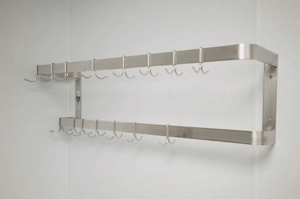 Winholt SSWMPR-3016-D 30"W Stainless Steel Wall Mount Pot Rack w/ (12) Hooks